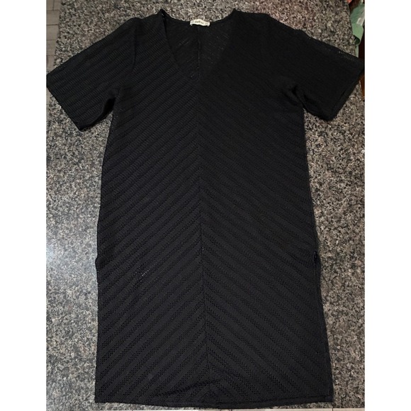 Zara Dresses & Skirts - Zara Knit Black Crochet Chevron Pointelle V-Neck Midi Dress Short Sleeve Medium
